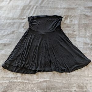 🌹 Forever 21 black flowy skirt. Size S/P